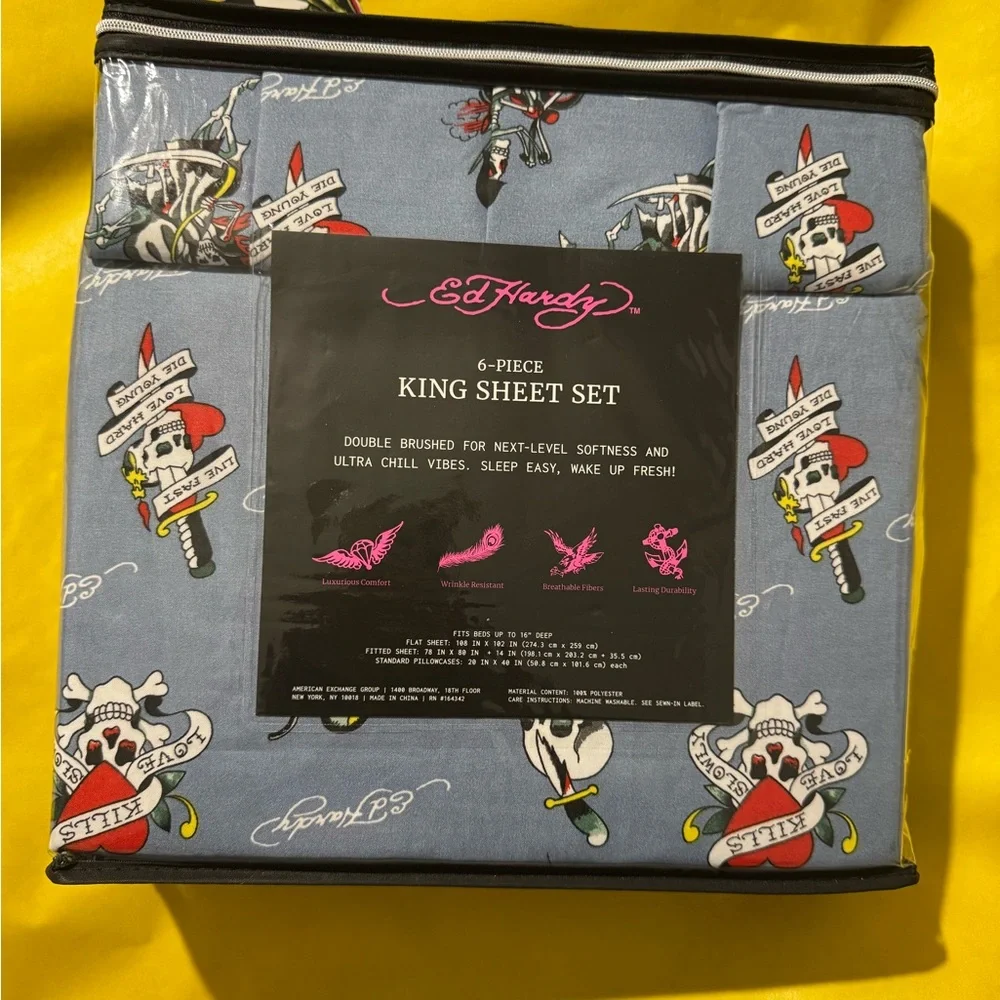 Ed Hardy Blue King Sheet Set with Tattoo Designs - Picture 2 of 10